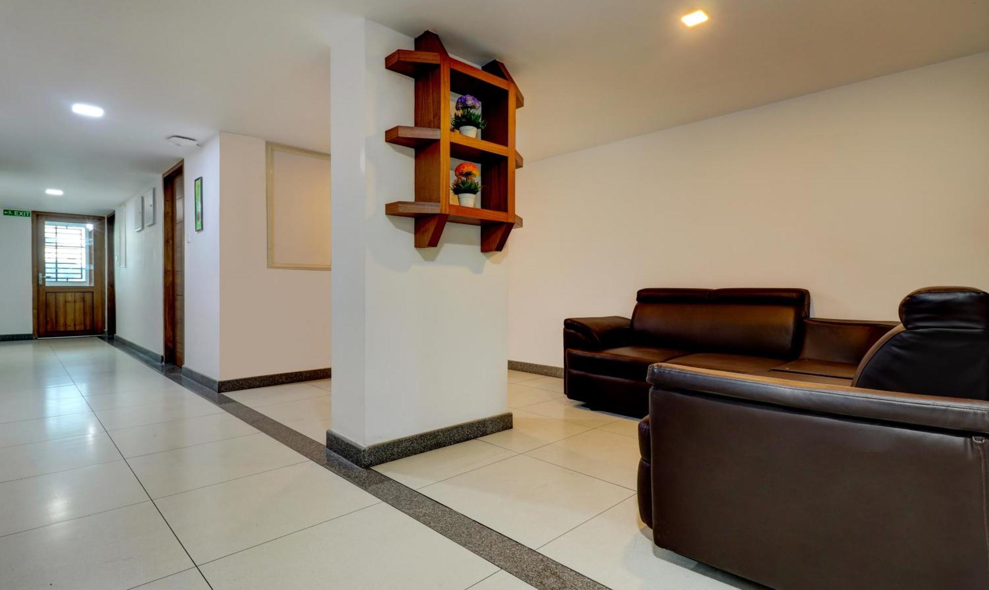 Treebo Park Hotel Thiruvananthapuram Exterior photo