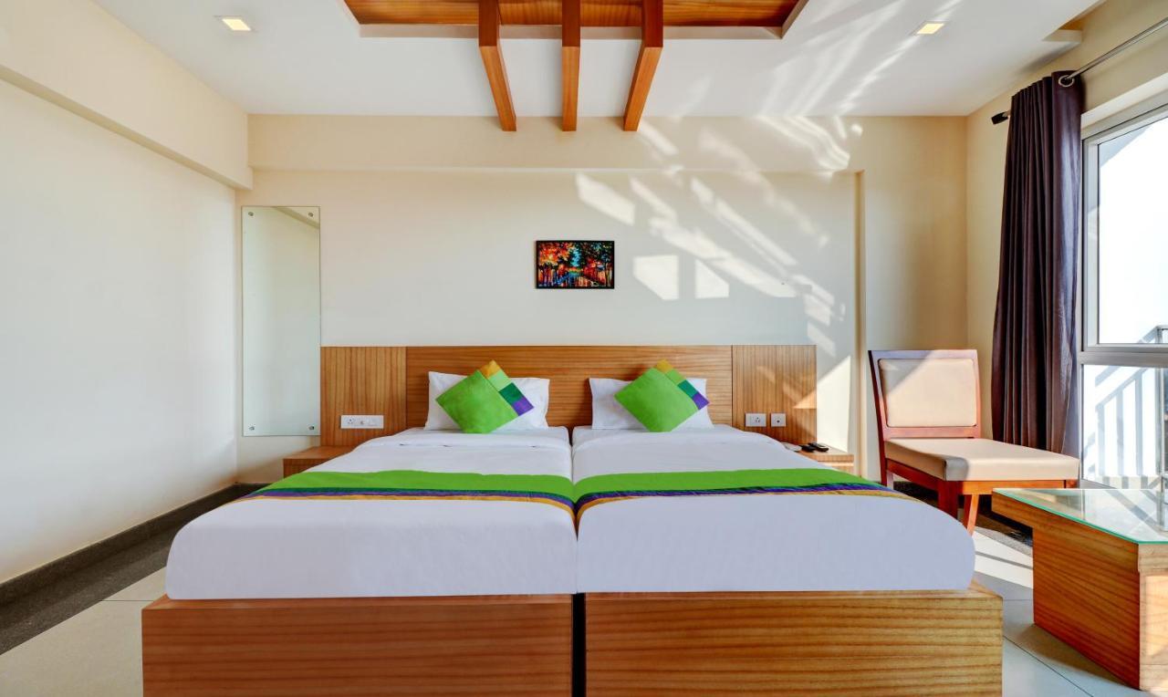 Treebo Park Hotel Thiruvananthapuram Exterior photo