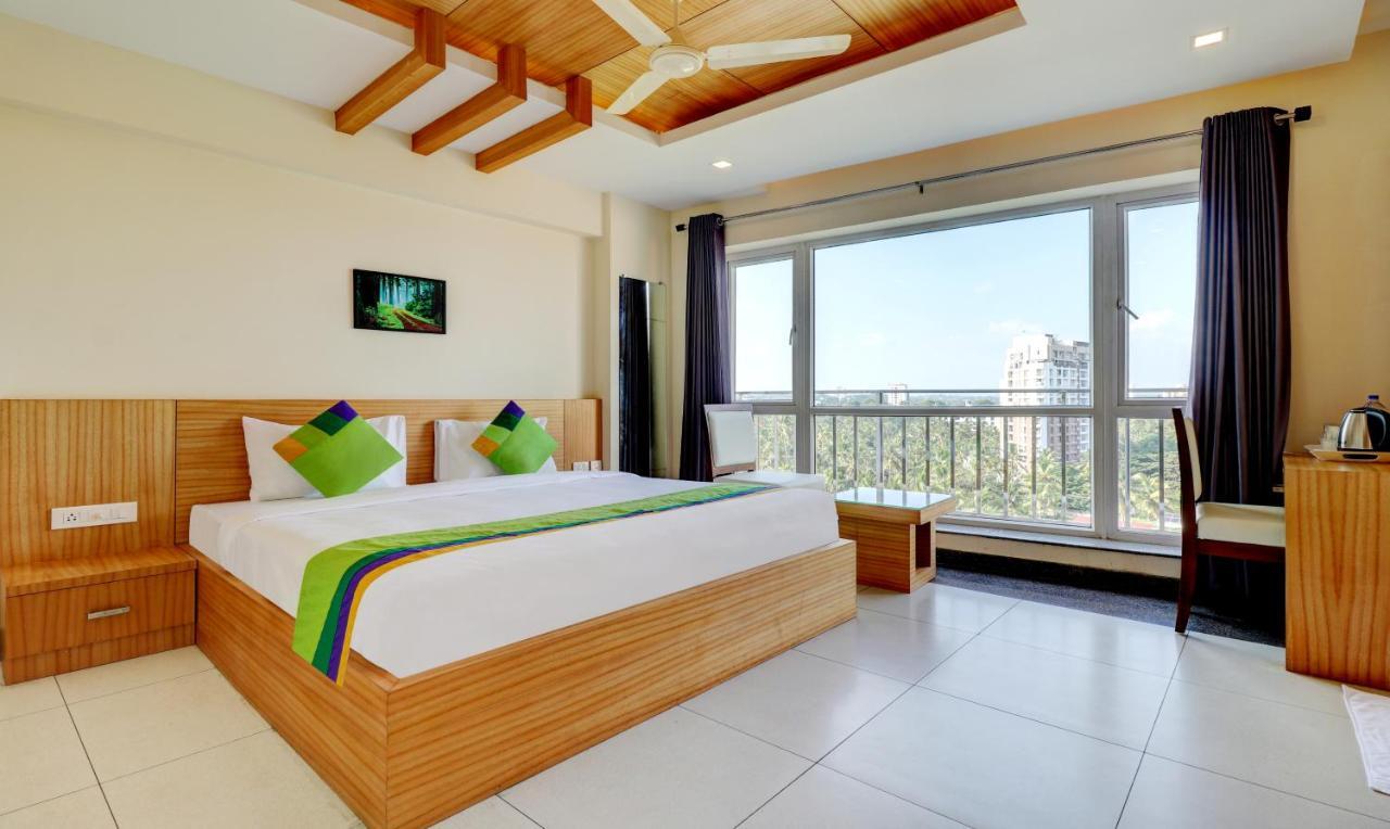 Treebo Park Hotel Thiruvananthapuram Exterior photo